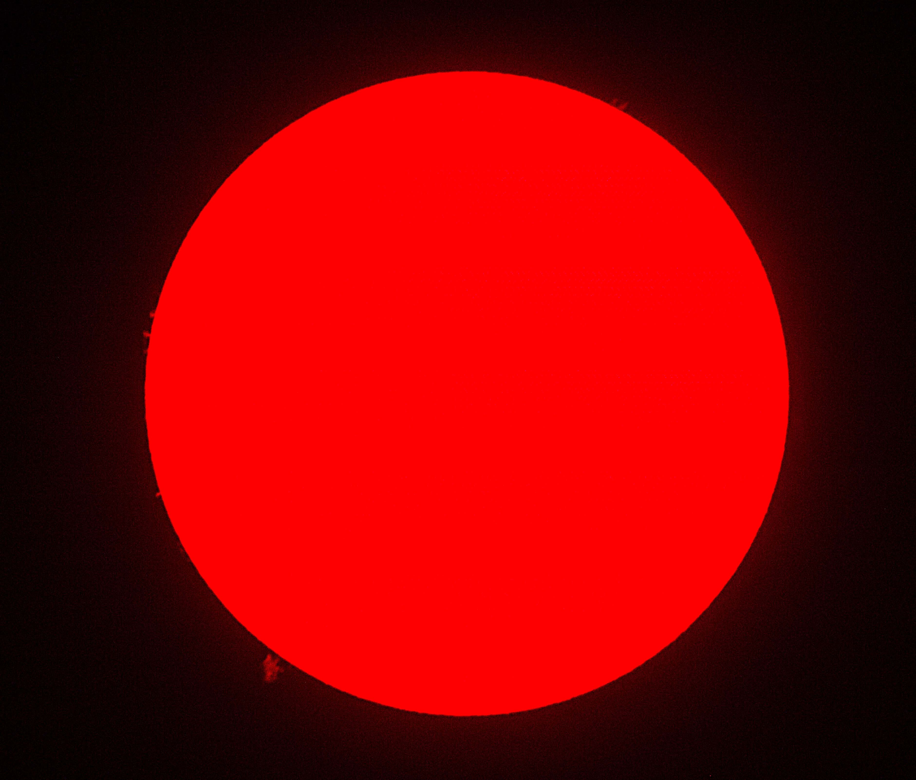 Sol 2 by Ken Kennedy 18.06.17  11.52. Canon EOS 100D, 1/10 second.  ISO-100. This is the second of two images taken by Ken  through the Society's 50mm Coronado telescope this time showing prominenceces